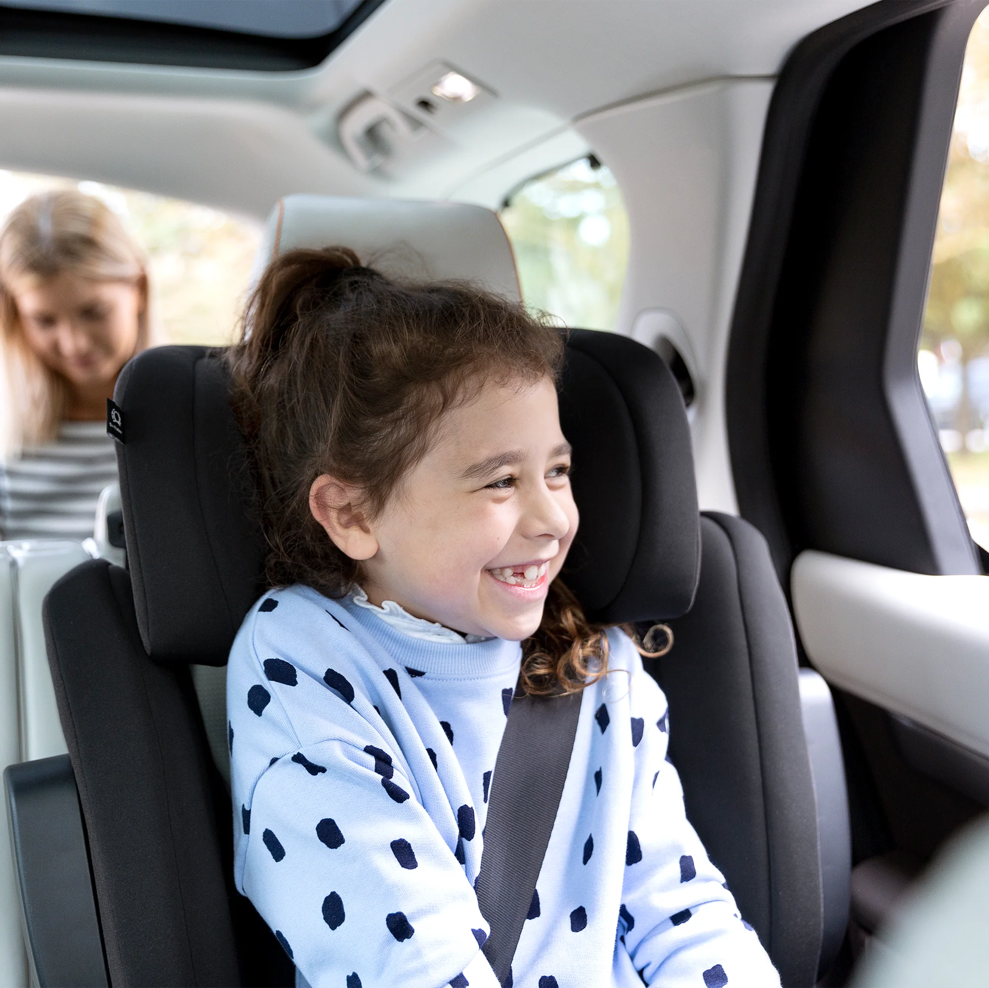 Joie iTrillo iSize Booster Seat - Image 8